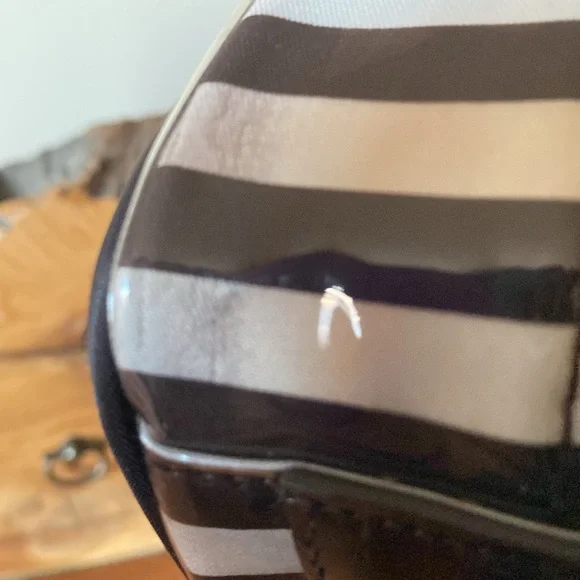 Henri Bendel Travel Bags - Picture 16 of 16